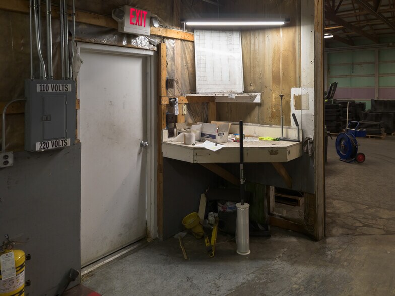 2616 N US Highway 131, Elmira, MI à vendre - Photo du bâtiment - Image 3 de 85