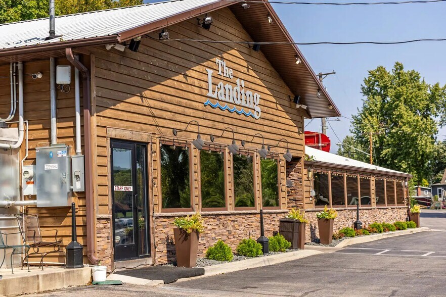 805 Main St, Madison Lake, MN à vendre - Photo du bâtiment - Image 3 de 6