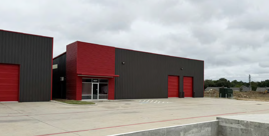 16275 North Fwy, Houston, TX for lease Building Photo- Image 1 of 7