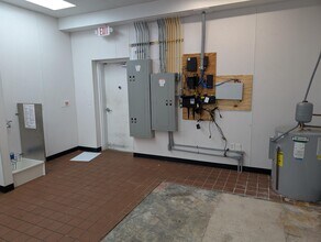 3715 Patriot Way, Wilmington, NC for lease Interior Photo- Image 1 of 5