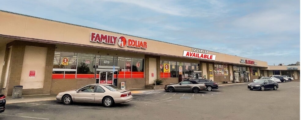 1180 Chestnut, Fresno, CA for lease - Building Photo - Image 1 of 5