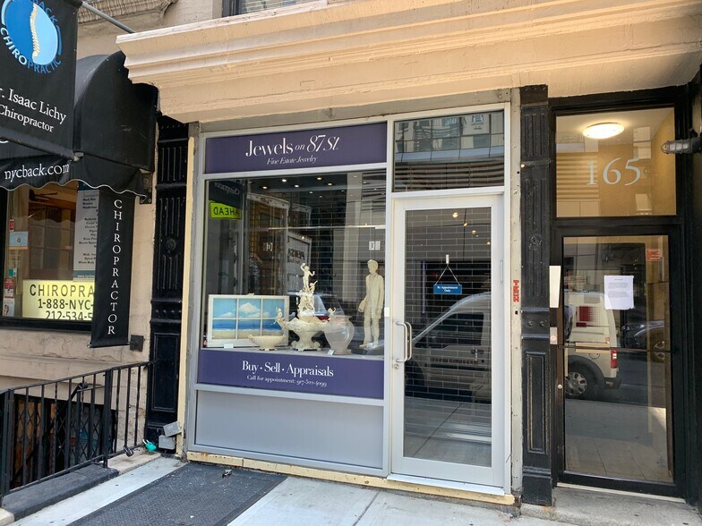 165 E 87th St, New York, NY for lease - Building Photo - Image 2 of 3