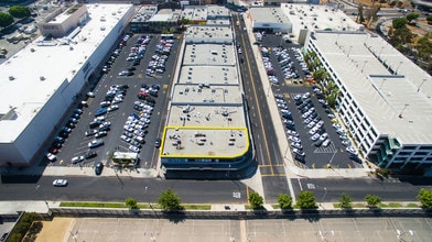 12150-12162 Hamlin St, North Hollywood, CA - AERIAL  map view