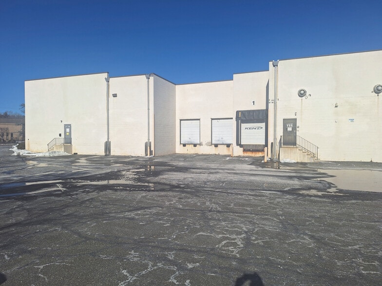7 Madison Rd, Fairfield, NJ for lease - Building Photo - Image 3 of 5