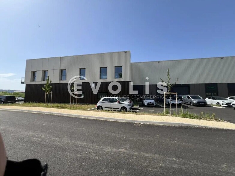 170 Rue Des Terres Bourdin, Rillieux-la-Pape à vendre - Photo du bâtiment - Image 3 de 9