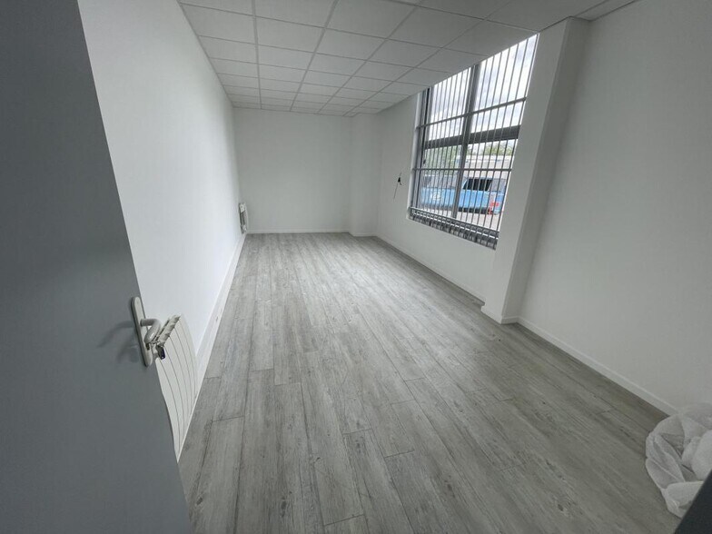 Flex dans Gennevilliers à louer - Photo intérieure - Image 3 de 14
