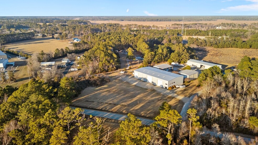 301 Facility Dr, Newport, NC for sale - Building Photo - Image 3 of 12