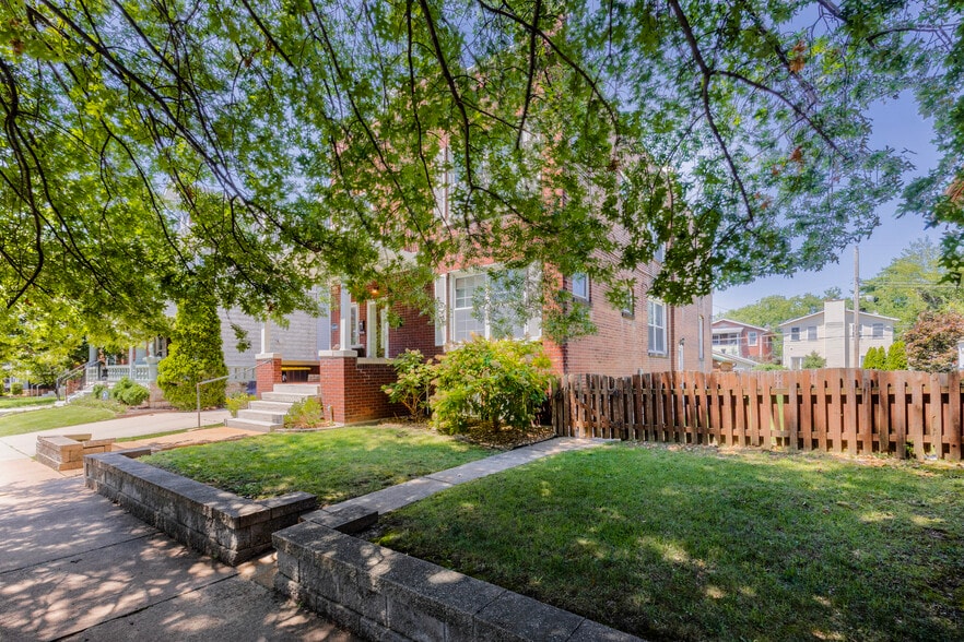 5229 Lansdowne Ave, Saint Louis, MO for sale - Building Photo - Image 2 of 20