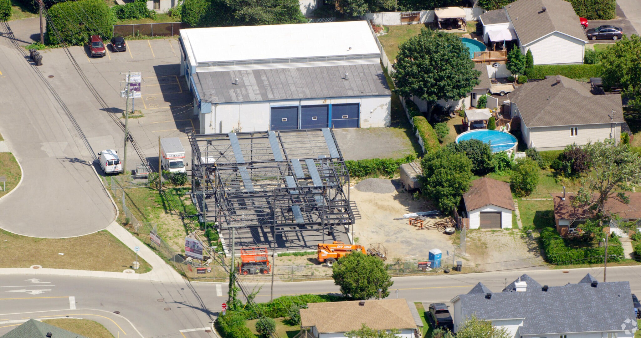 431 Rue O'diana, Terrebonne, QC for sale Primary Photo- Image 1 of 1