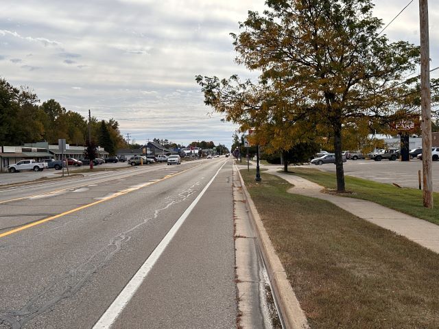 More details for 425 N 5th St, Roscommon, MI - Retail for Sale