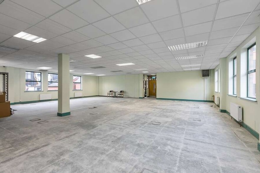 Hill St, Belfast for lease - Building Photo - Image 3 of 4