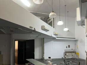 Retail in Viladecans, Barcelona for lease Interior Photo- Image 1 of 11