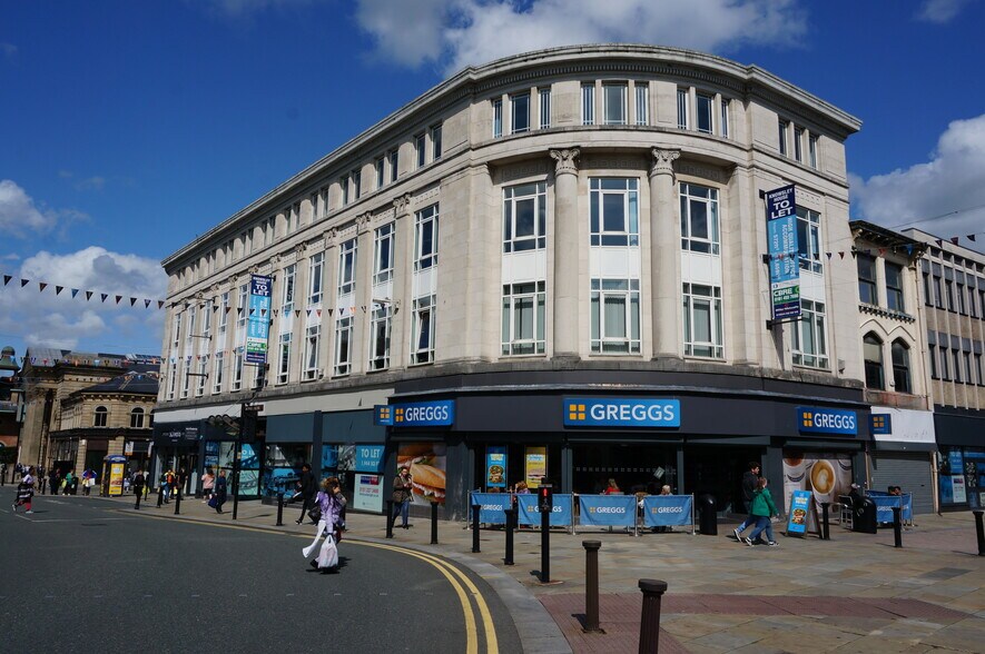 4-12 Knowsley St, Bolton à louer - Photo du bâtiment - Image 3 de 5