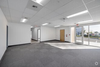 Airport Haul Rd, Fort Myers, FL for lease Interior Photo- Image 2 of 5
