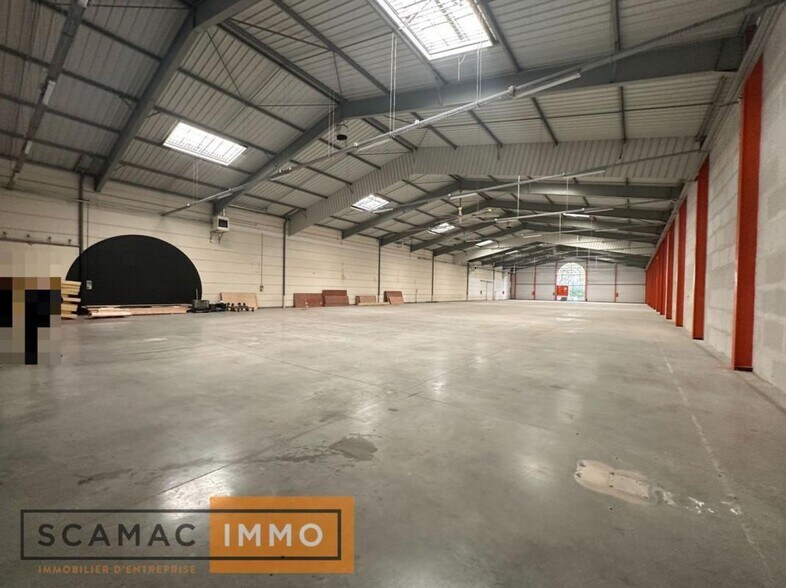 Industrial in Port-de-Bouc for lease - Interior Photo - Image 3 of 4