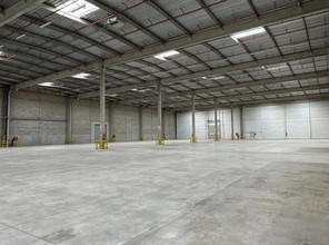 Industrial in Roissy-en-Brie for lease Interior Photo- Image 2 of 6