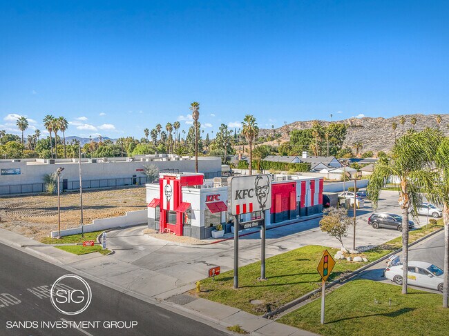 Plus de détails pour 3440 E Florida Ave, Hemet, CA - Commerce de détail à vendre