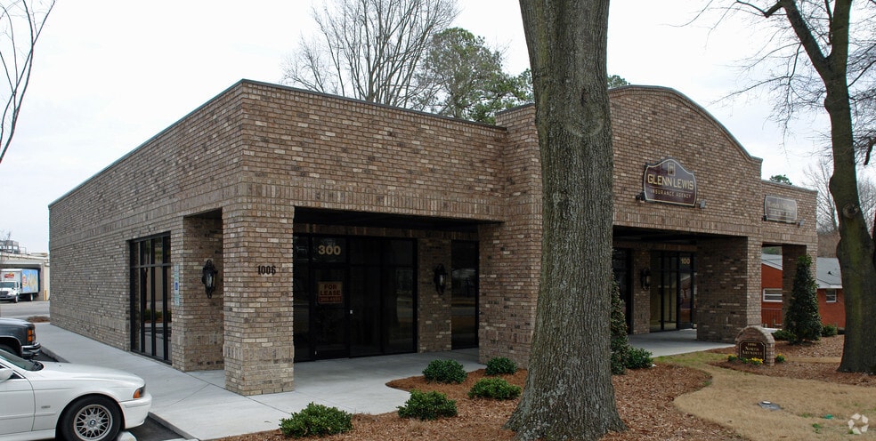 1006 N Arendell Ave, Zebulon, NC for lease - Primary Photo - Image 1 of 6