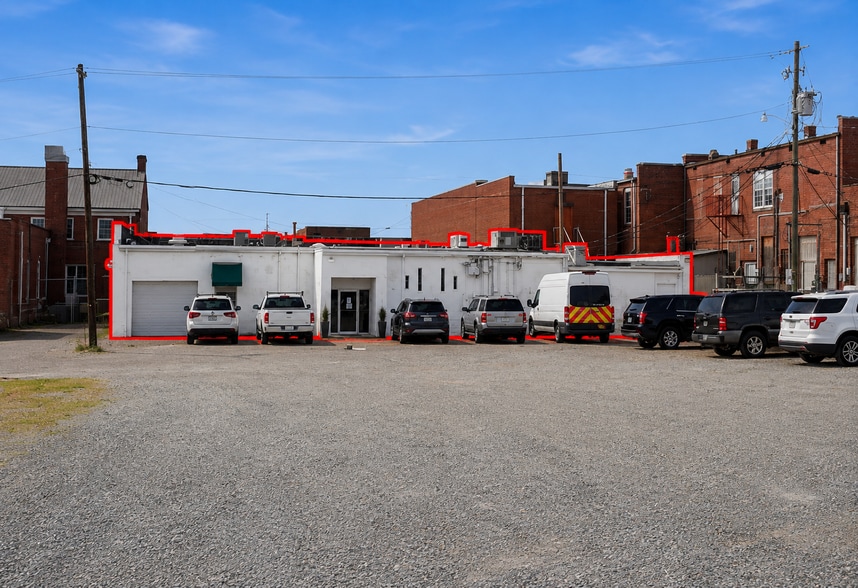 213-219 S Steele St, Sanford, NC for sale - Building Photo - Image 2 of 3