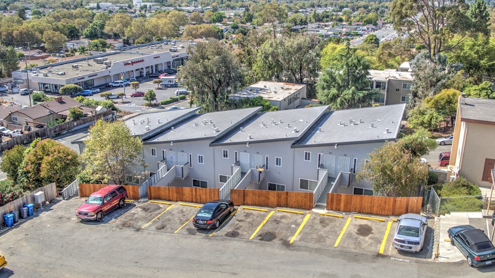 102-116 Avian Dr, Vallejo, CA à vendre - Photo du bâtiment - Image 3 de 21