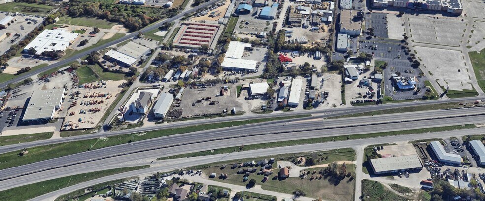 15603 N Interstate 35, Pflugerville, TX à louer - Photo du bâtiment - Image 3 de 3