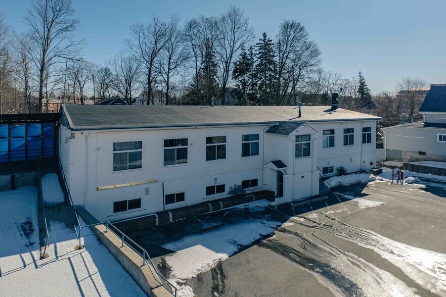 25 Summer Ave, Waltham, MA for lease - Building Photo - Image 2 of 18