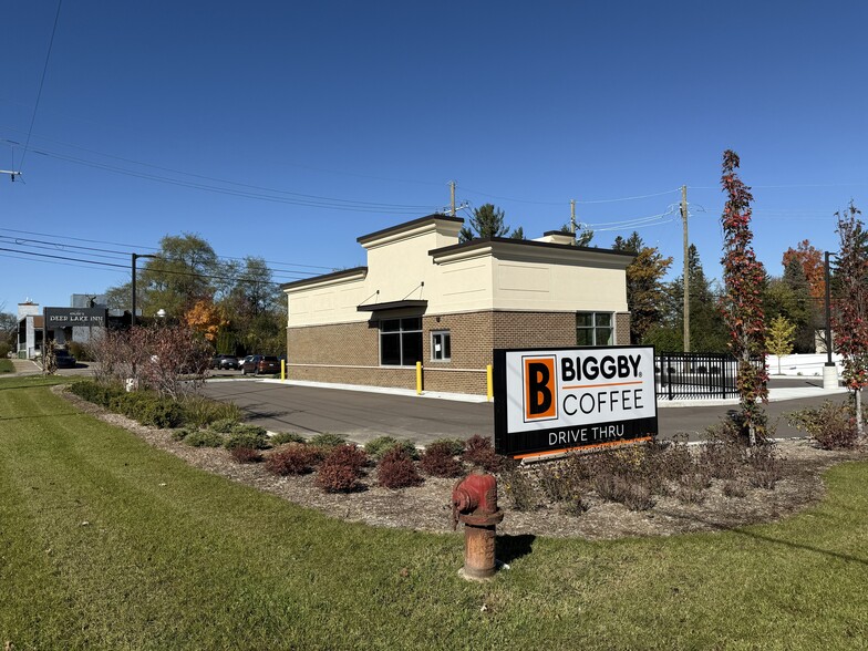 7450 Dixie Hwy, Independence Township, MI for sale - Building Photo - Image 3 of 7