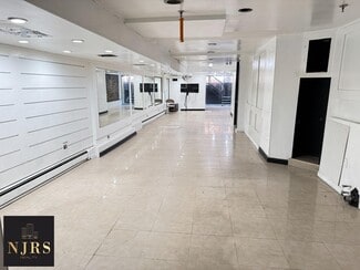 More details for 448 E 79th St, New York, NY - Retail for Lease