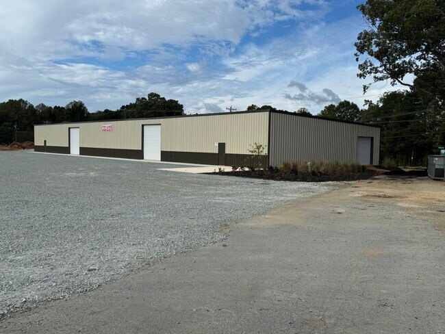 More details for 160 Greenwood Dr, Burlington, NC - Industrial for Lease