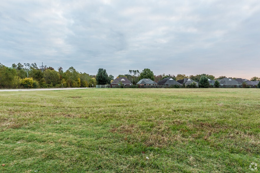 Airways Blvd, Southaven, MS à vendre - Photo du bâtiment - Image 1 de 5