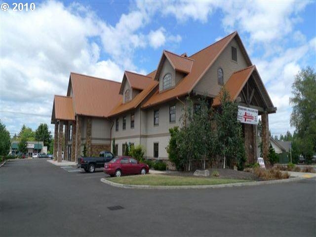 207 NE 19th St, McMinnville, OR à vendre - Photo principale - Image 1 de 1