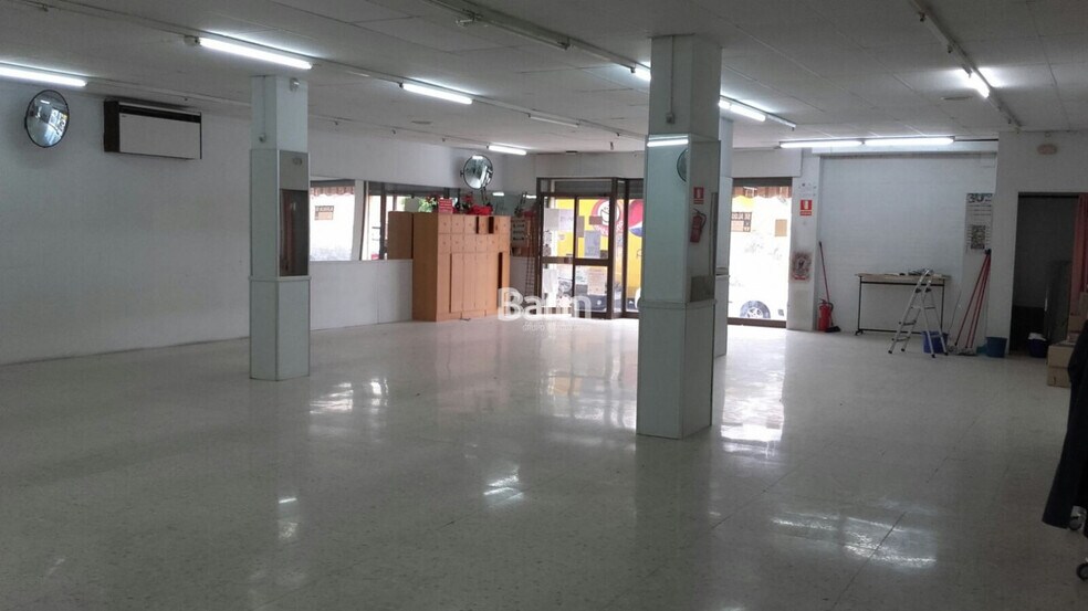 Retail in Córdoba, Córdoba for sale - Building Photo - Image 2 of 3