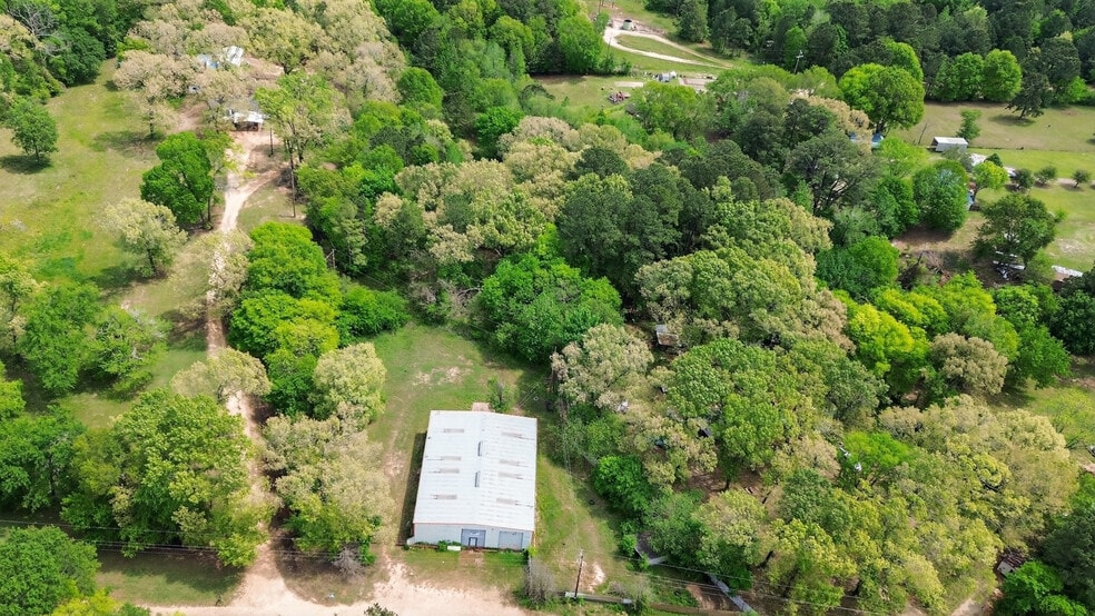 150 Private Road 3367, Gladewater, TX for sale - Building Photo - Image 2 of 14