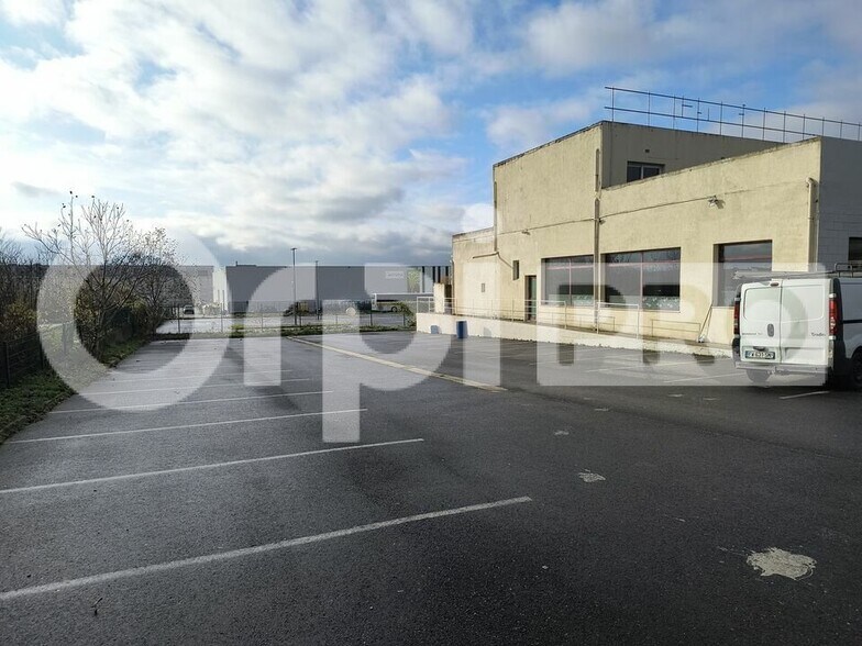 Flex in Reims for sale - Building Photo - Image 1 of 6