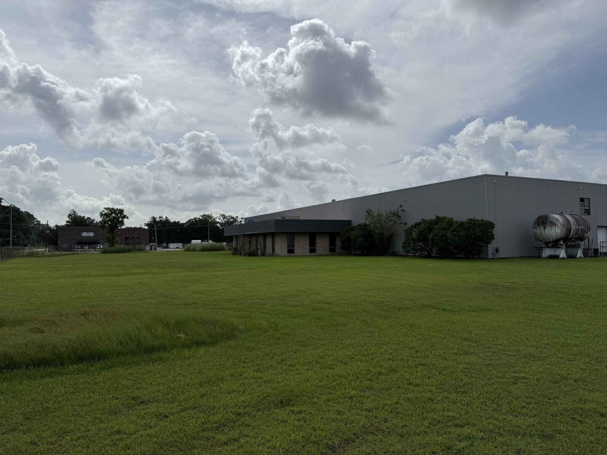 441 N Post Oak Rd, Sulphur, LA for lease Primary Photo- Image 1 of 14