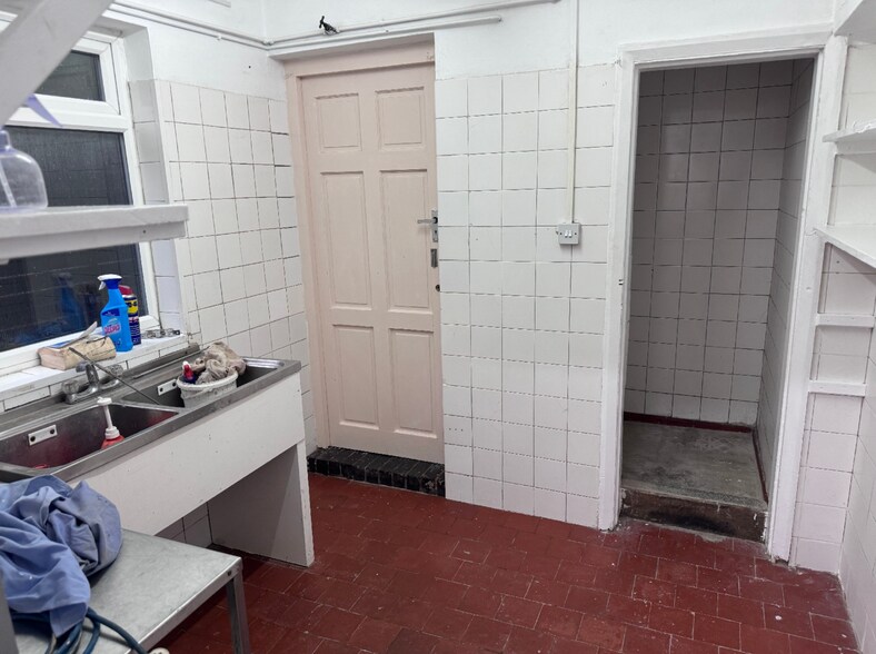 1149 Bristol Rd S, Birmingham à louer - Photo intérieure - Image 3 de 5