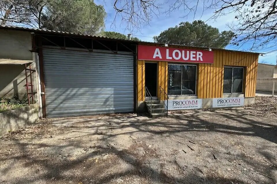 Flex in Bagnols-sur-Cèze for lease Building Photo- Image 1 of 8