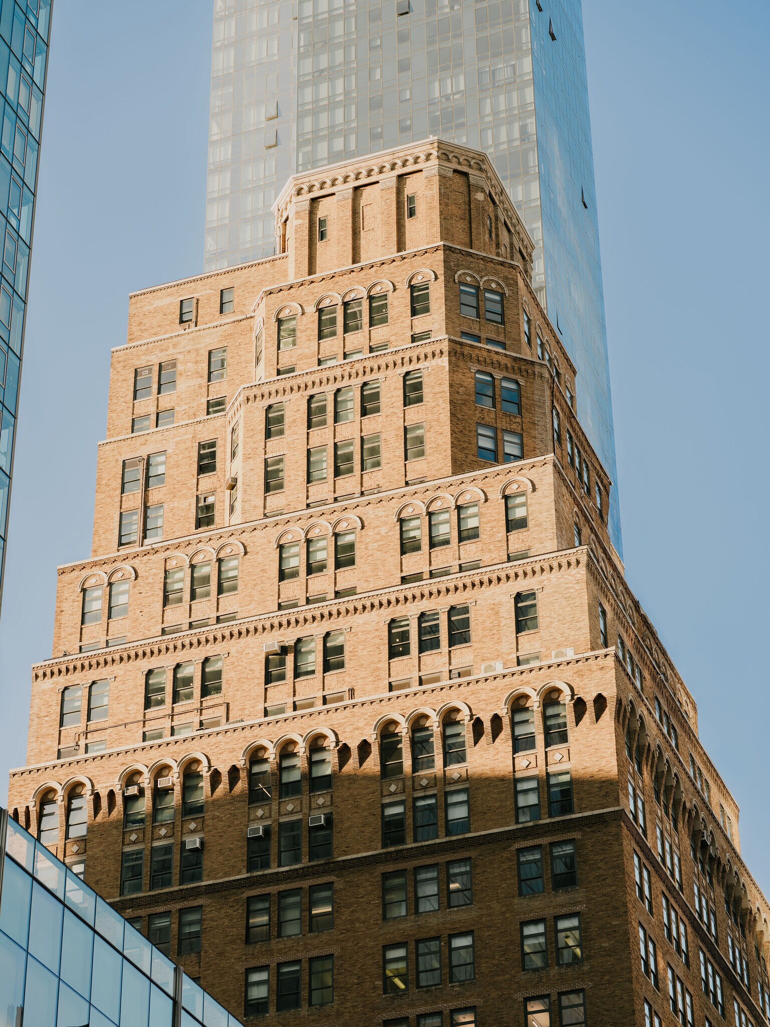 875 Sixth Ave, New York, NY for lease Building Photo- Image 1 of 10