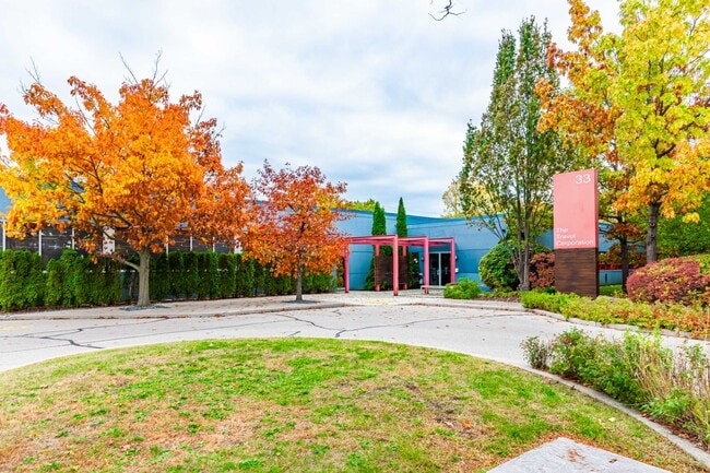More details for 33 Kern Rd, Toronto, ON - Flex for Sale