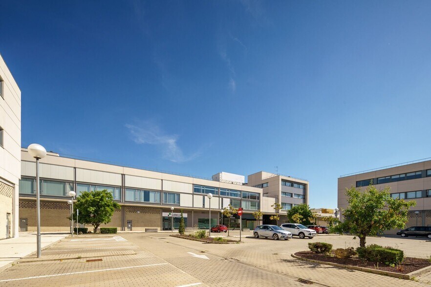 del Oro, 32, Valladolid, Valladolid à vendre - Photo du bâtiment - Image 2 de 90