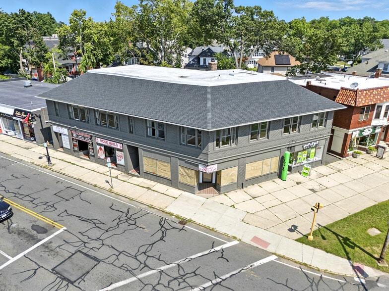 752 Sumner Ave, Springfield, MA for sale - Building Photo - Image 1 of 11