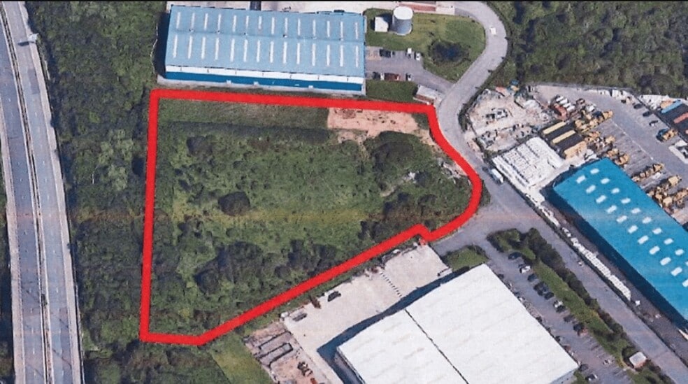 Charterhouse Close, Ellesmere Port for sale - Primary Photo - Image 1 of 1