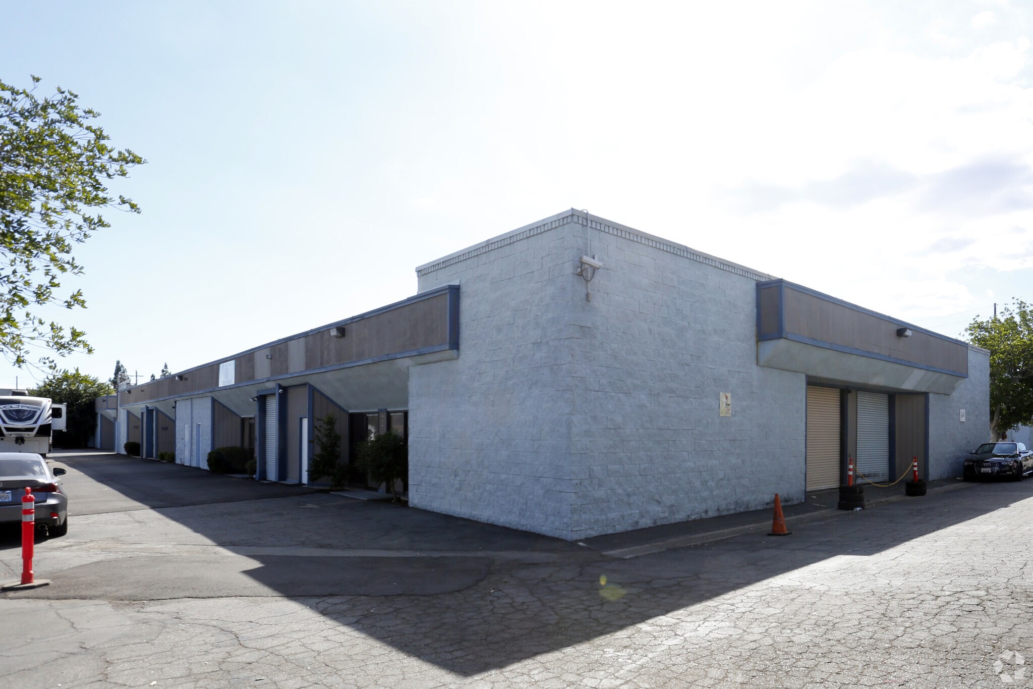 9950-9960 Canoga Ave, Chatsworth, CA for sale Primary Photo- Image 1 of 1