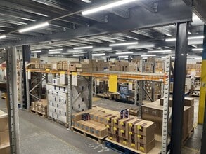 80 Great Northern Ter, Lincoln for lease Interior Photo- Image 2 of 5