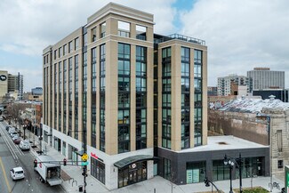 Plus de détails pour 4611 N Broadway St, Chicago, IL - Commerce de détail à louer