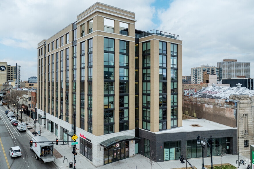 4611 N Broadway St, Chicago, IL for lease - Building Photo - Image 1 of 6