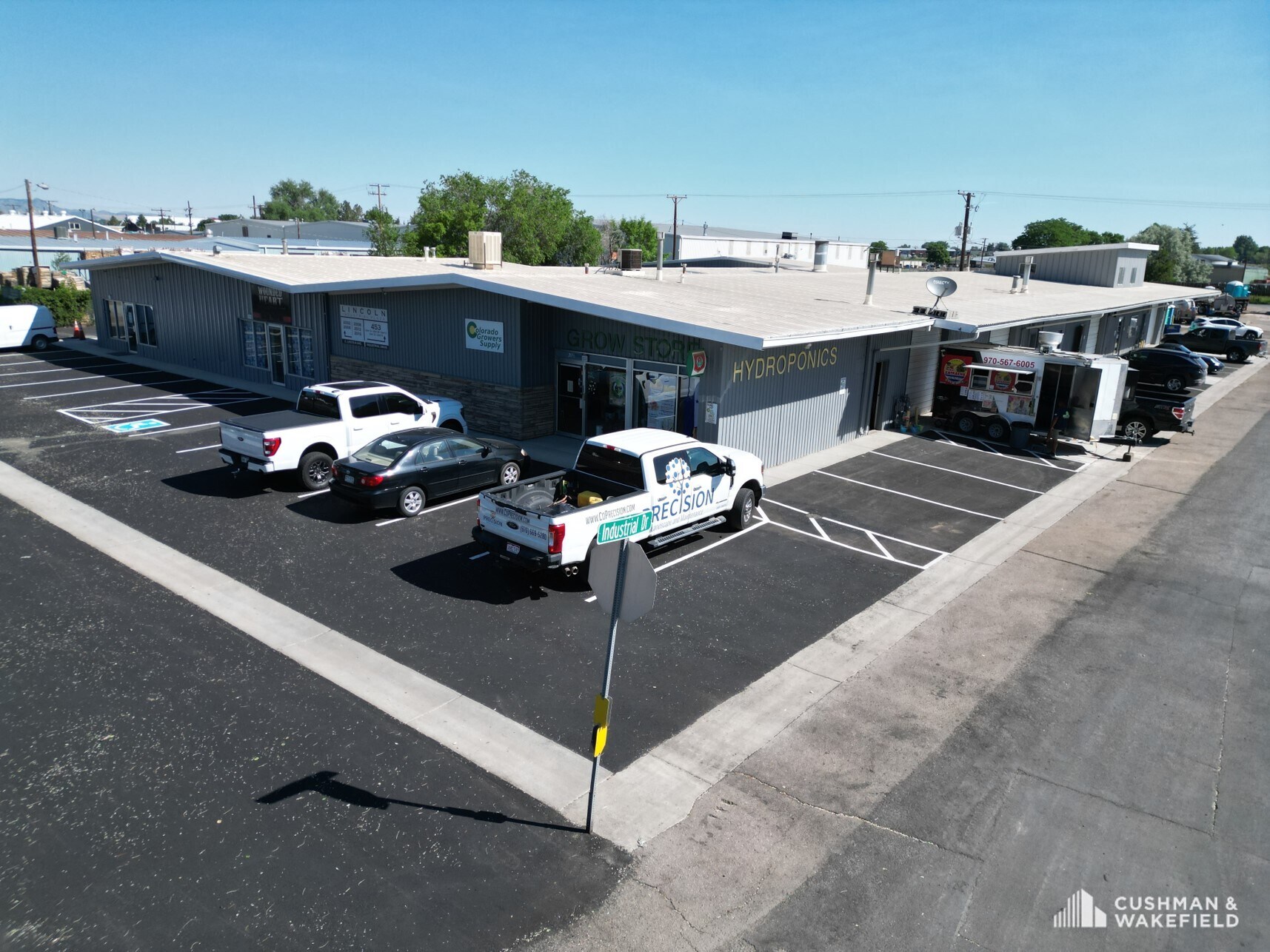 2002-2016 E Lincoln Ave, Fort Collins, CO à louer Photo du bâtiment- Image 1 de 5