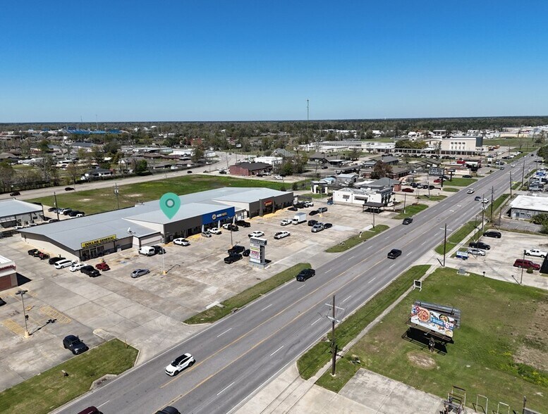 1003 Beglis Pky, Sulphur, LA for lease - Building Photo - Image 2 of 2