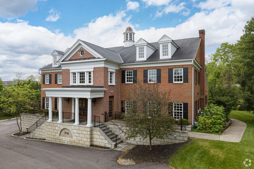 7775 Cooper Rd, Montgomery, OH à louer - Photo principale - Image 1 de 47