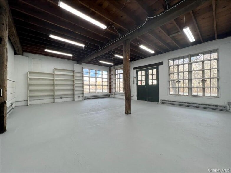 1 Union School Rd, Montgomery, NY for lease - Interior Photo - Image 2 of 10